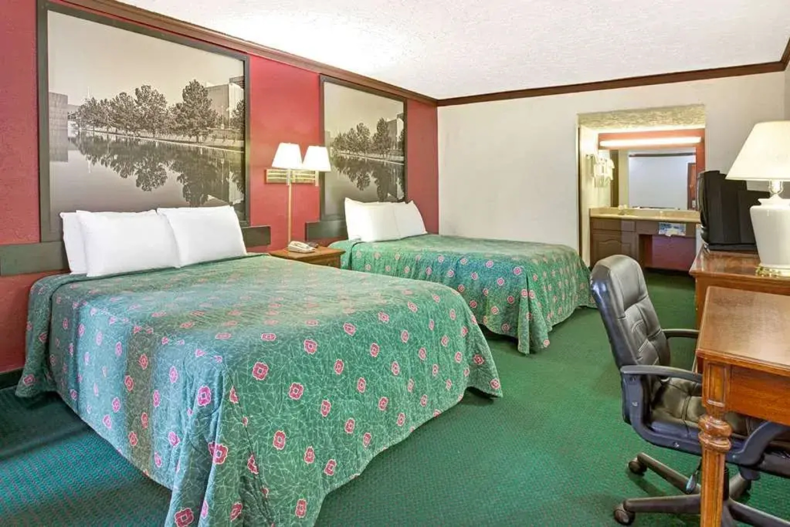 Super 8 Moore Oklahoma City Area