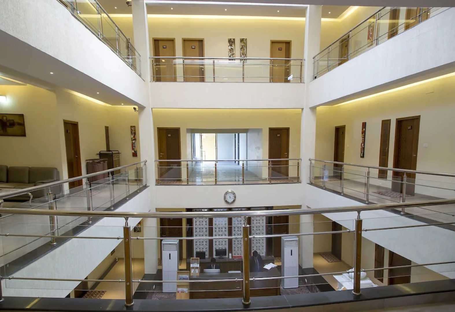 Palette - Hotel Deepali Palace