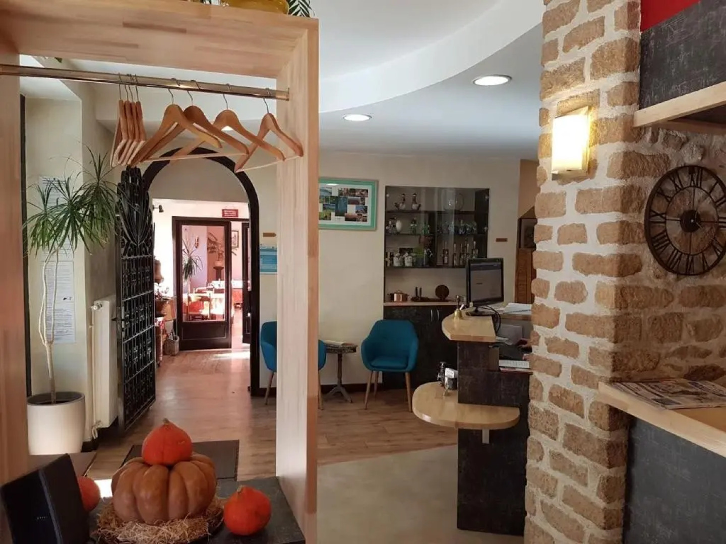 Hôtel Restaurant Le Barriol