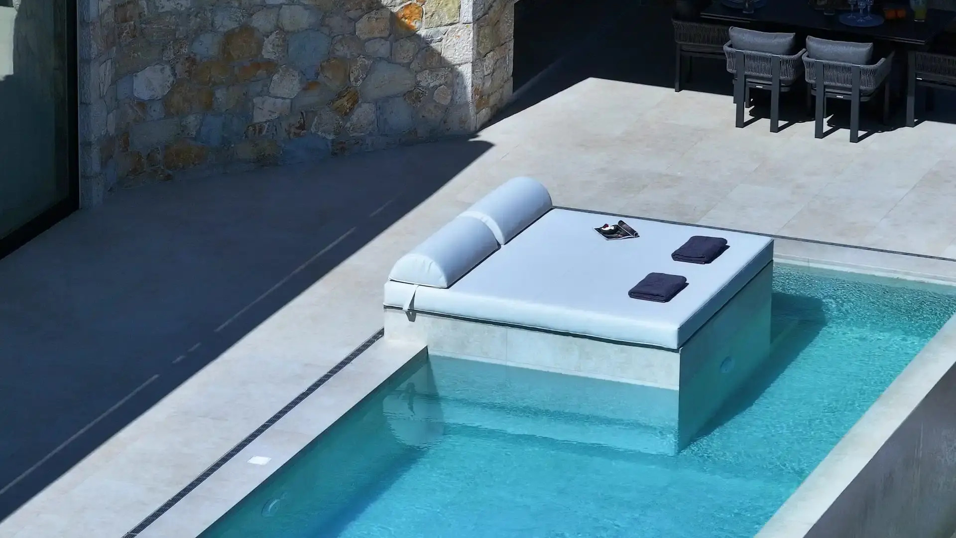 Pothos - Afroditi Villas Collection