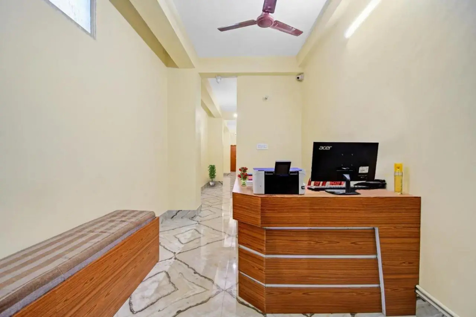 Oyo Flagship 702367 Downtown Inn