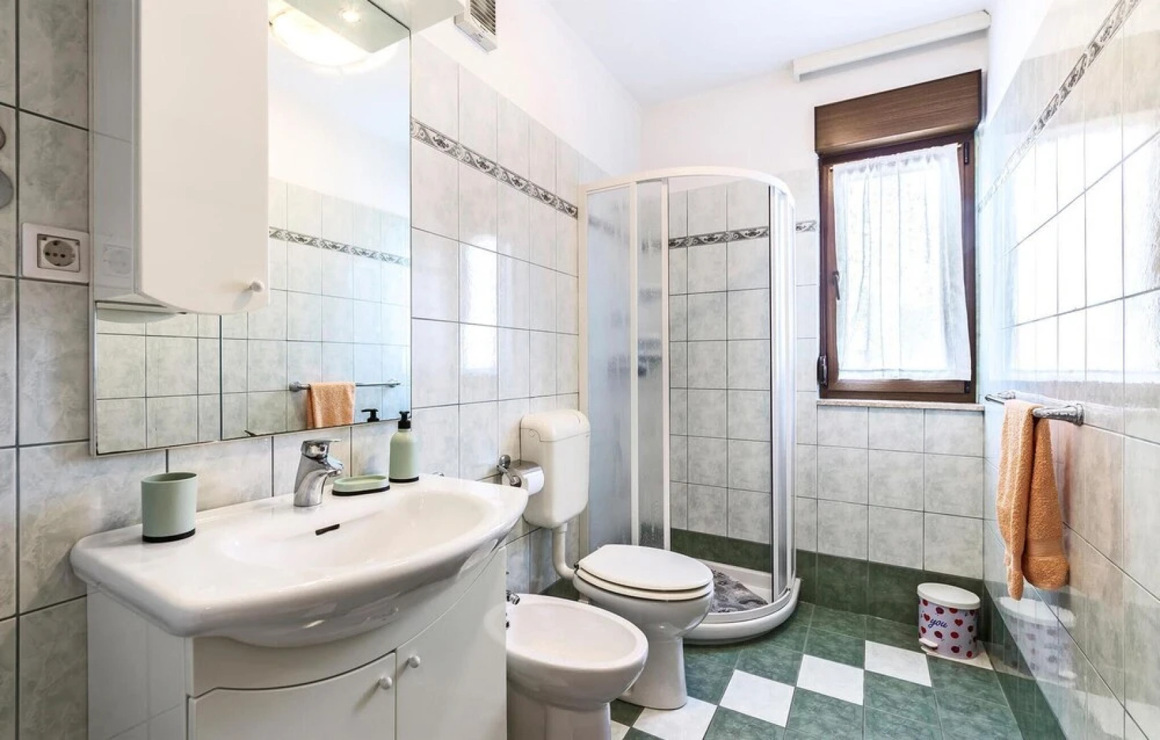 Stunning Home in Liznjan With Wifi and 3 Bedrooms