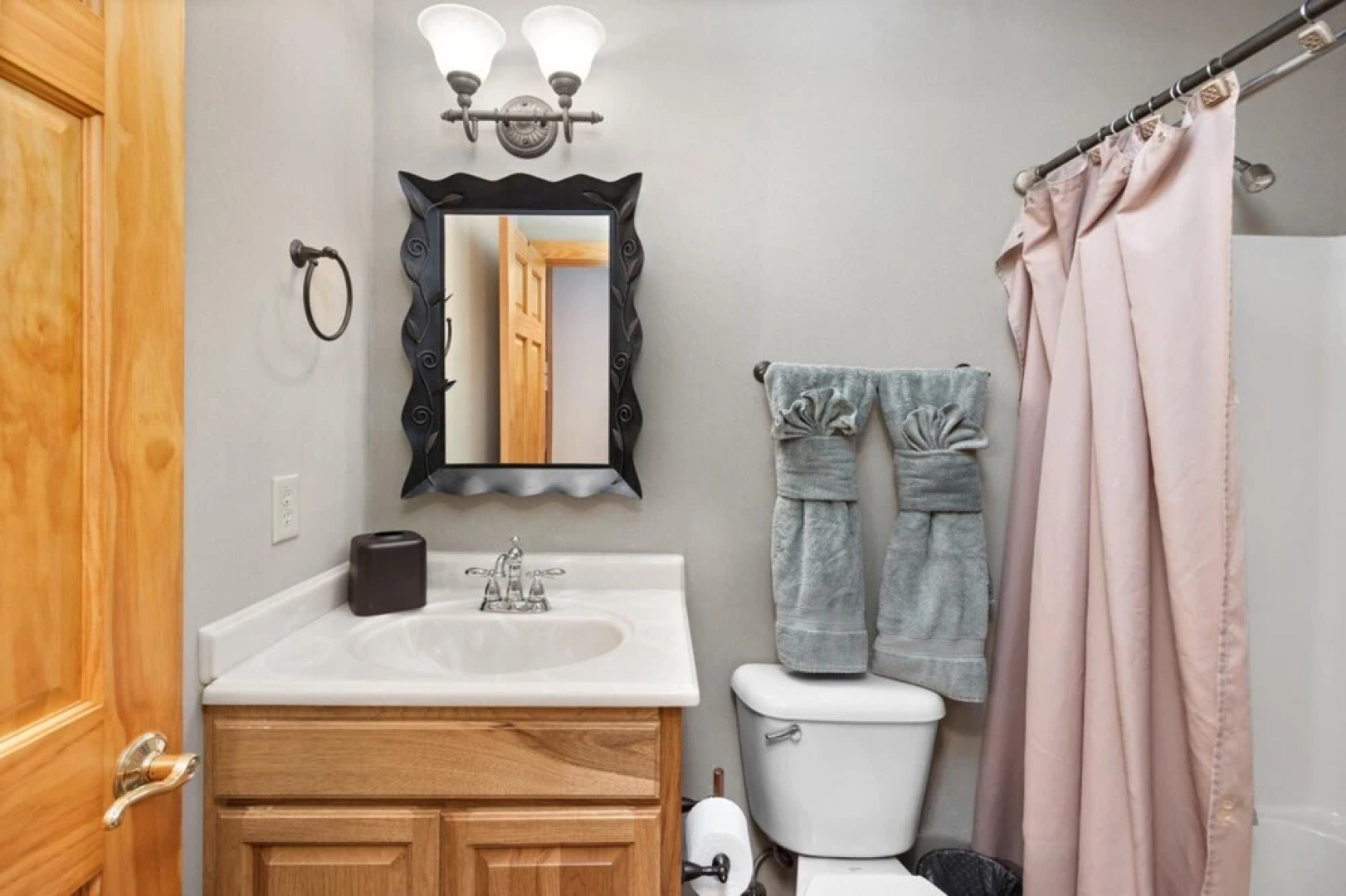 Deer Spring Home at Wintergreen Near to Ski Slopes