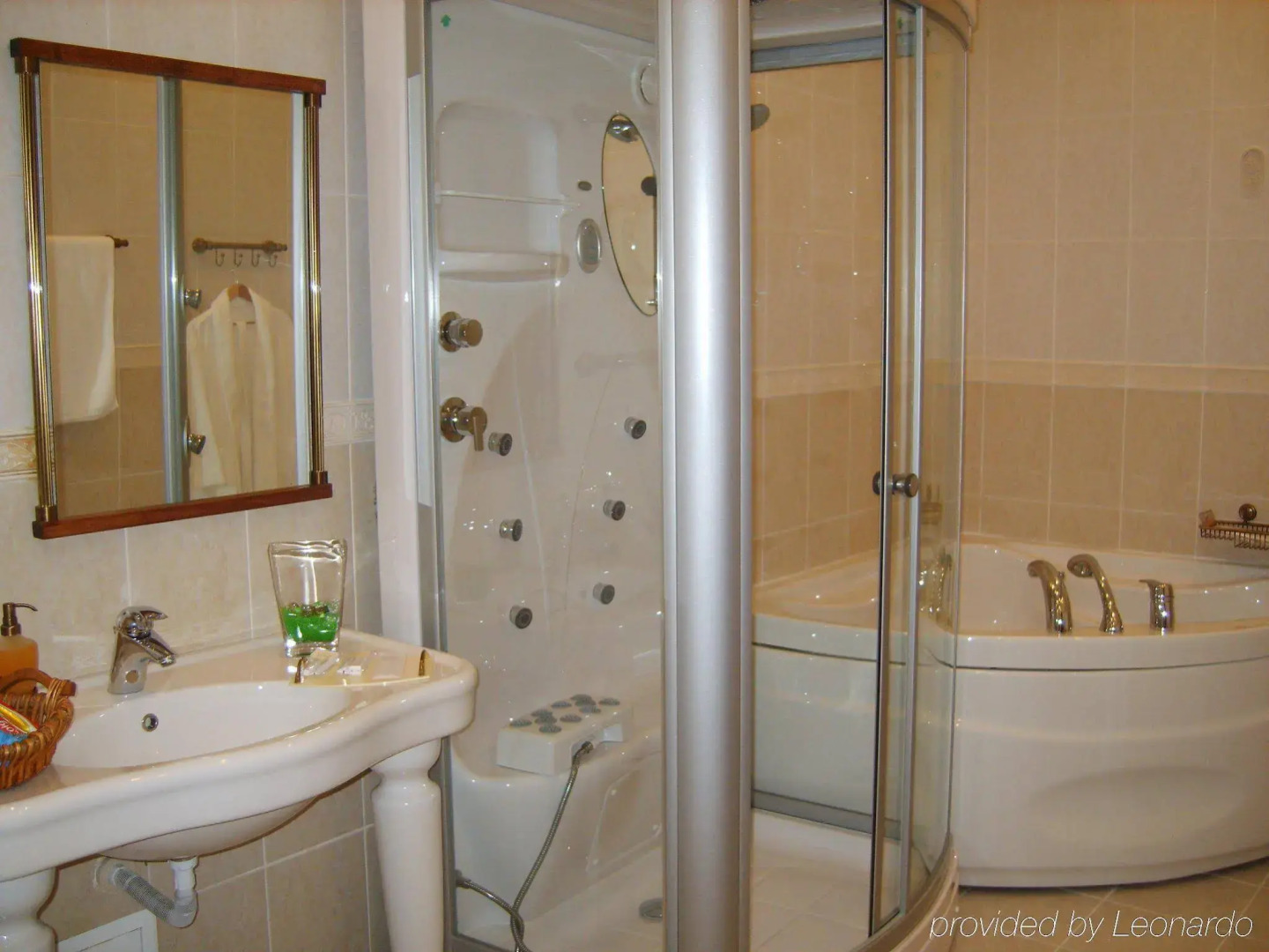 Отель Самал