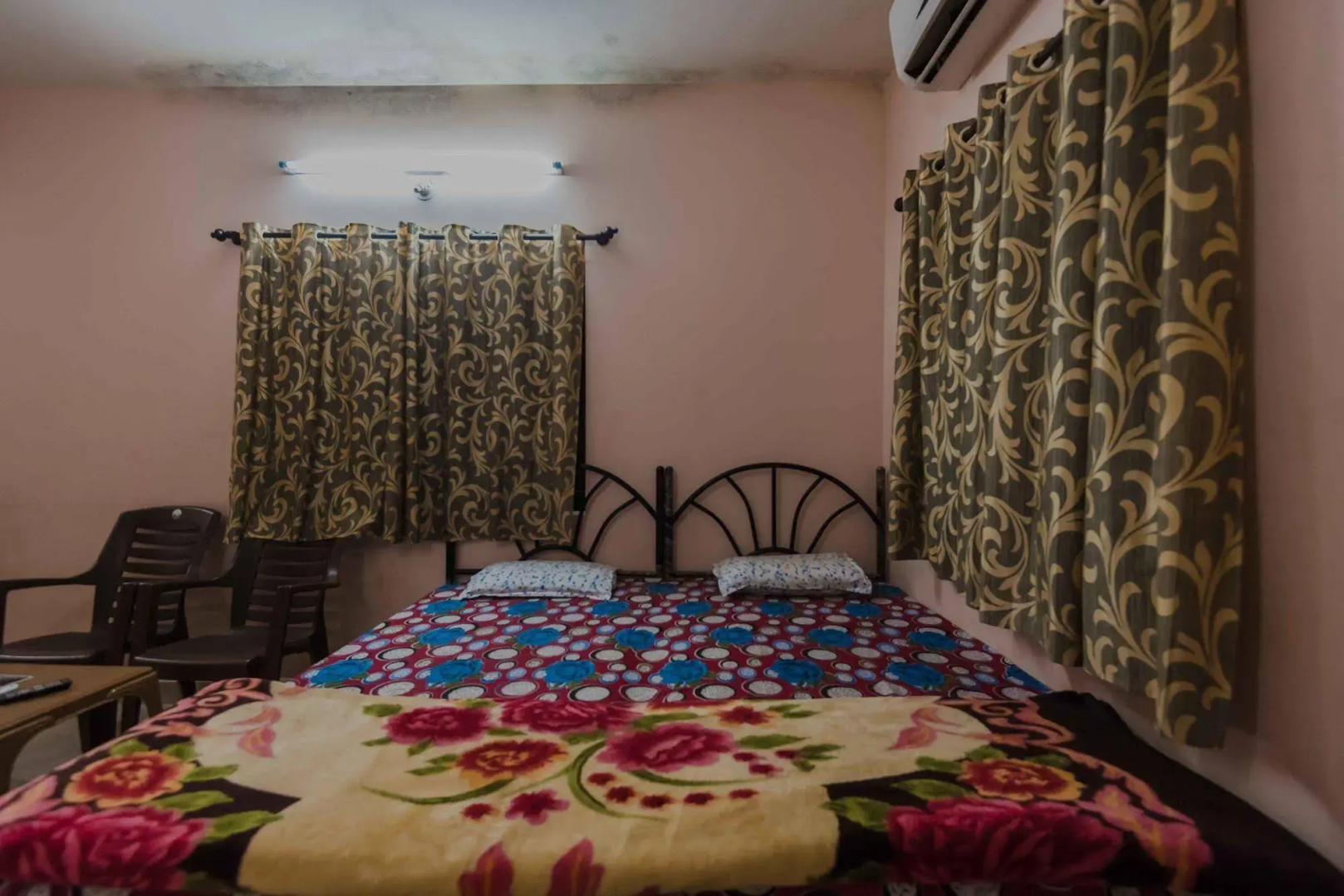 OYO StayOut Casino Palms Baga