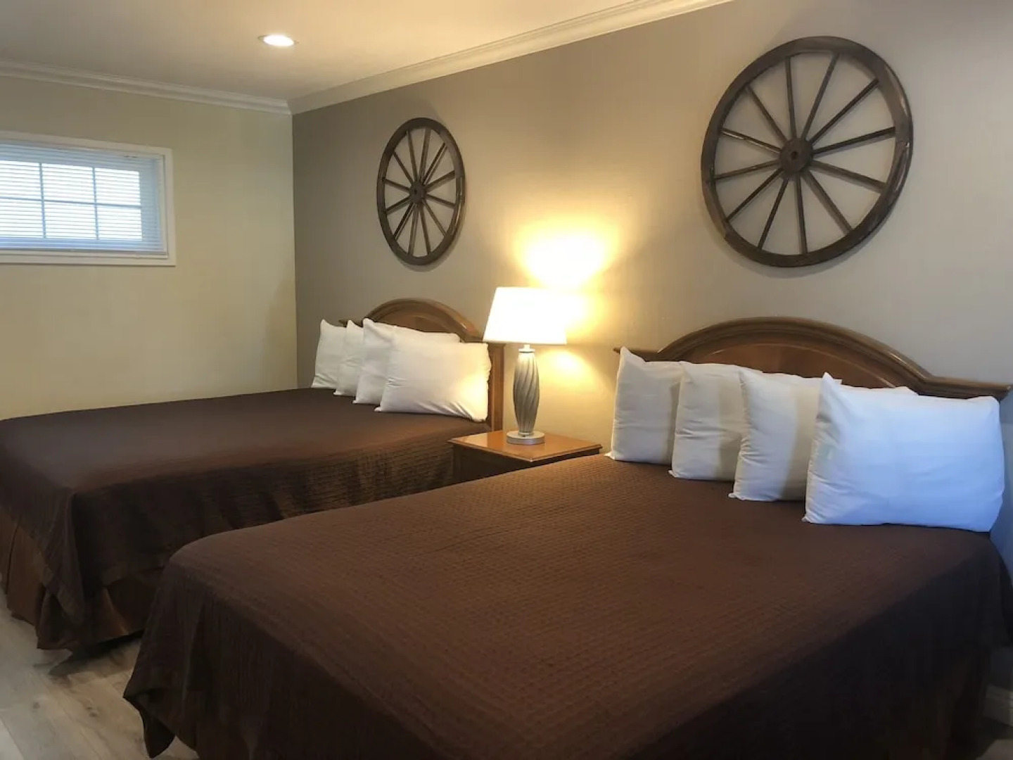 Westward Wagon Inn Theme Park Entrance