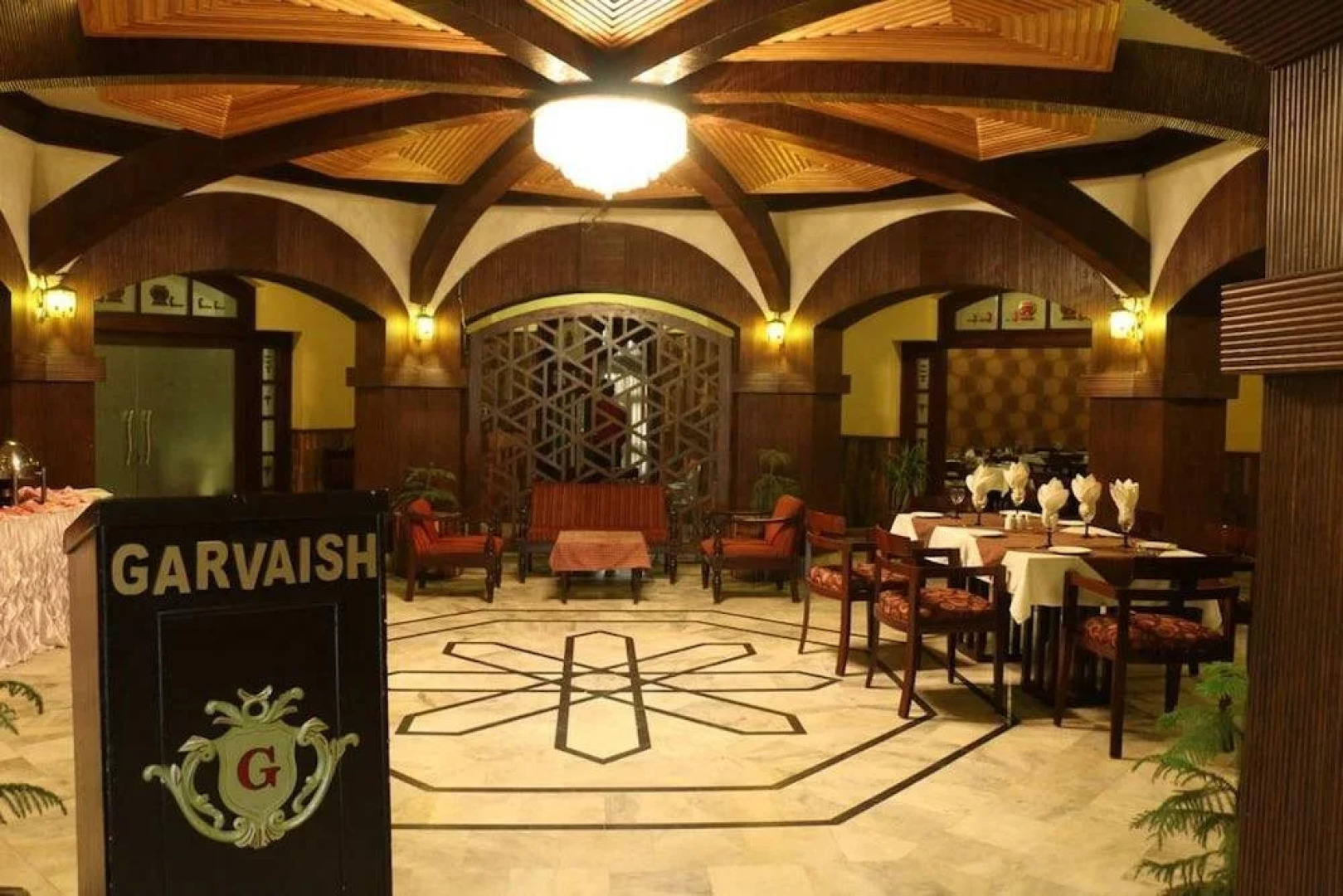 Garvaish Luxury Hotel