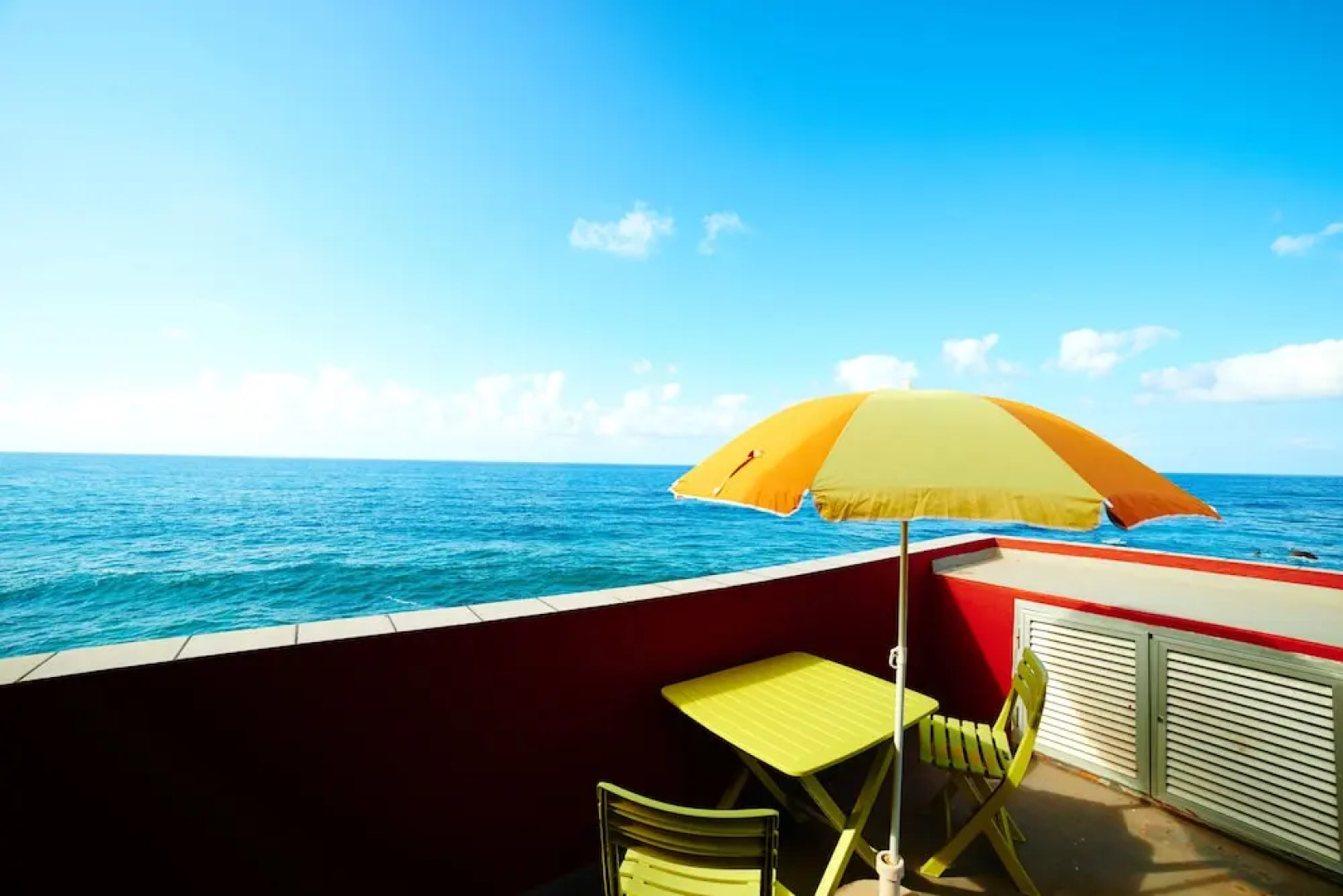 Derecha del Roque overlooking the Sea