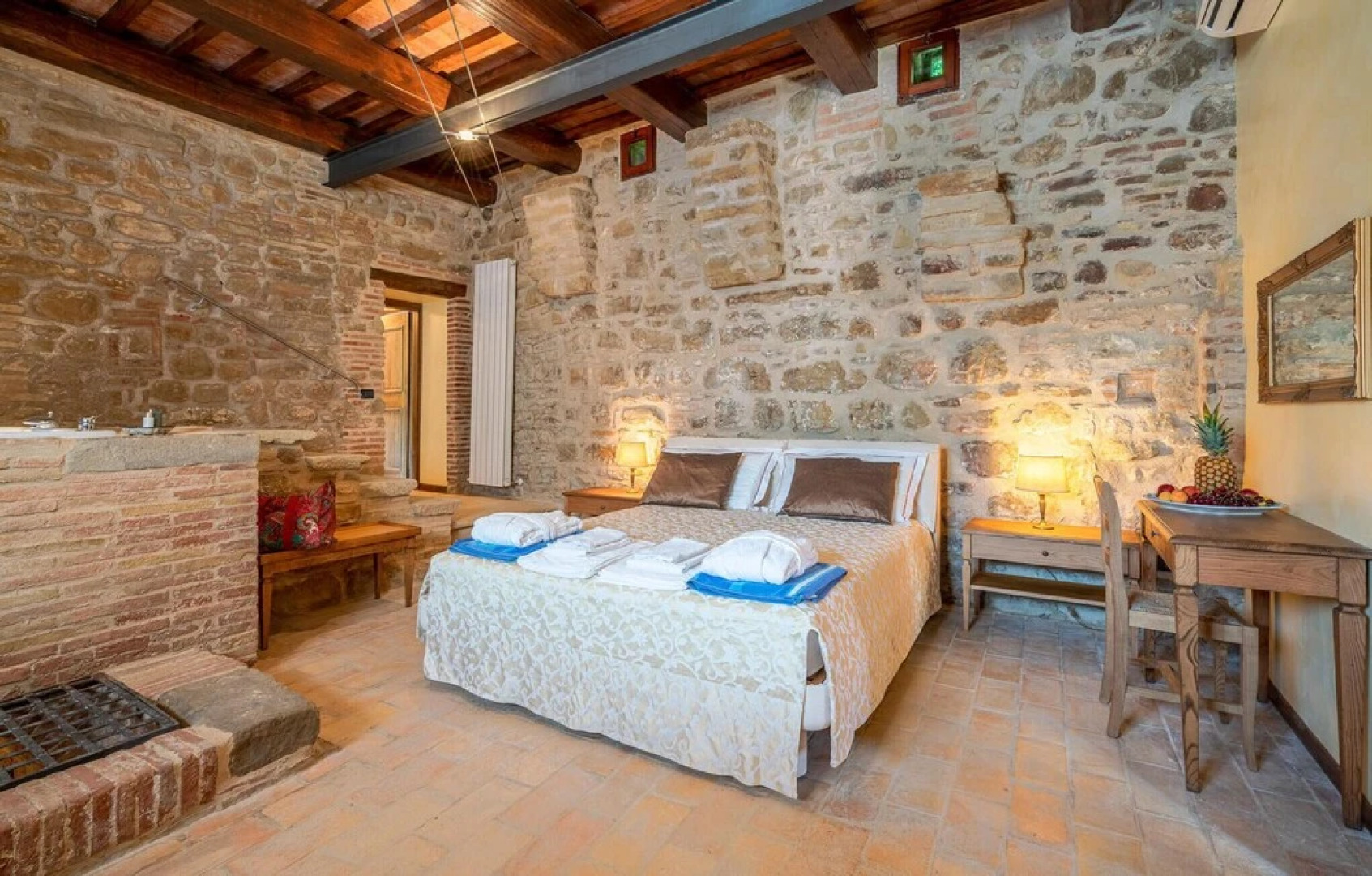 Stunning Home in Camerino With Outdoor Swimming Pool, Wifi and 1 Bedrooms