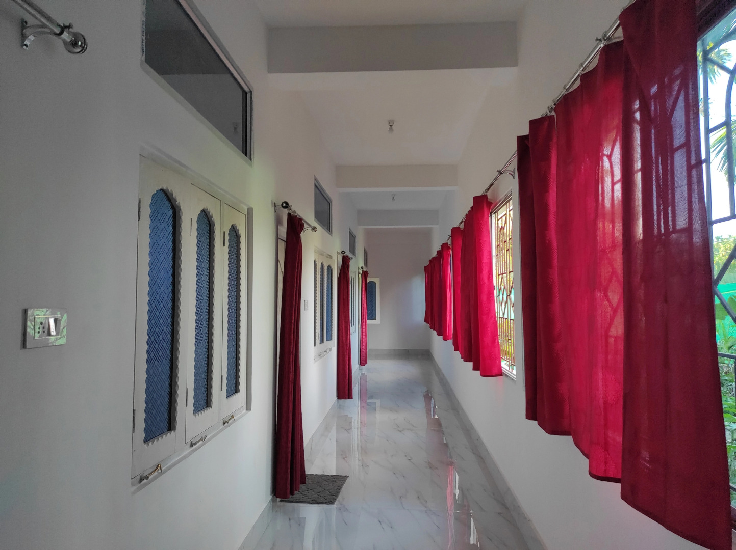 Homocation River Rock Tourist Lodge