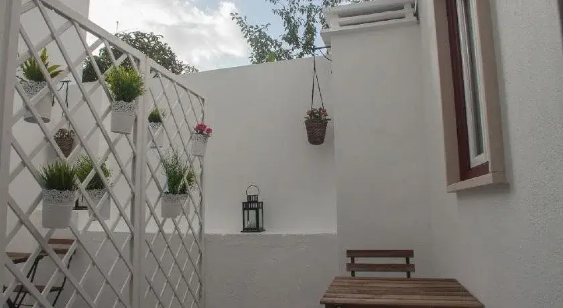 Thomar Story - Guest House