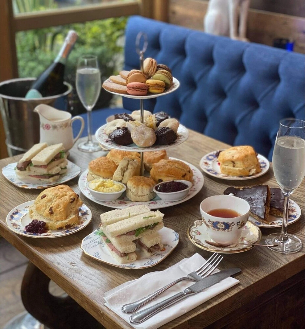 The Knife and Cleaver