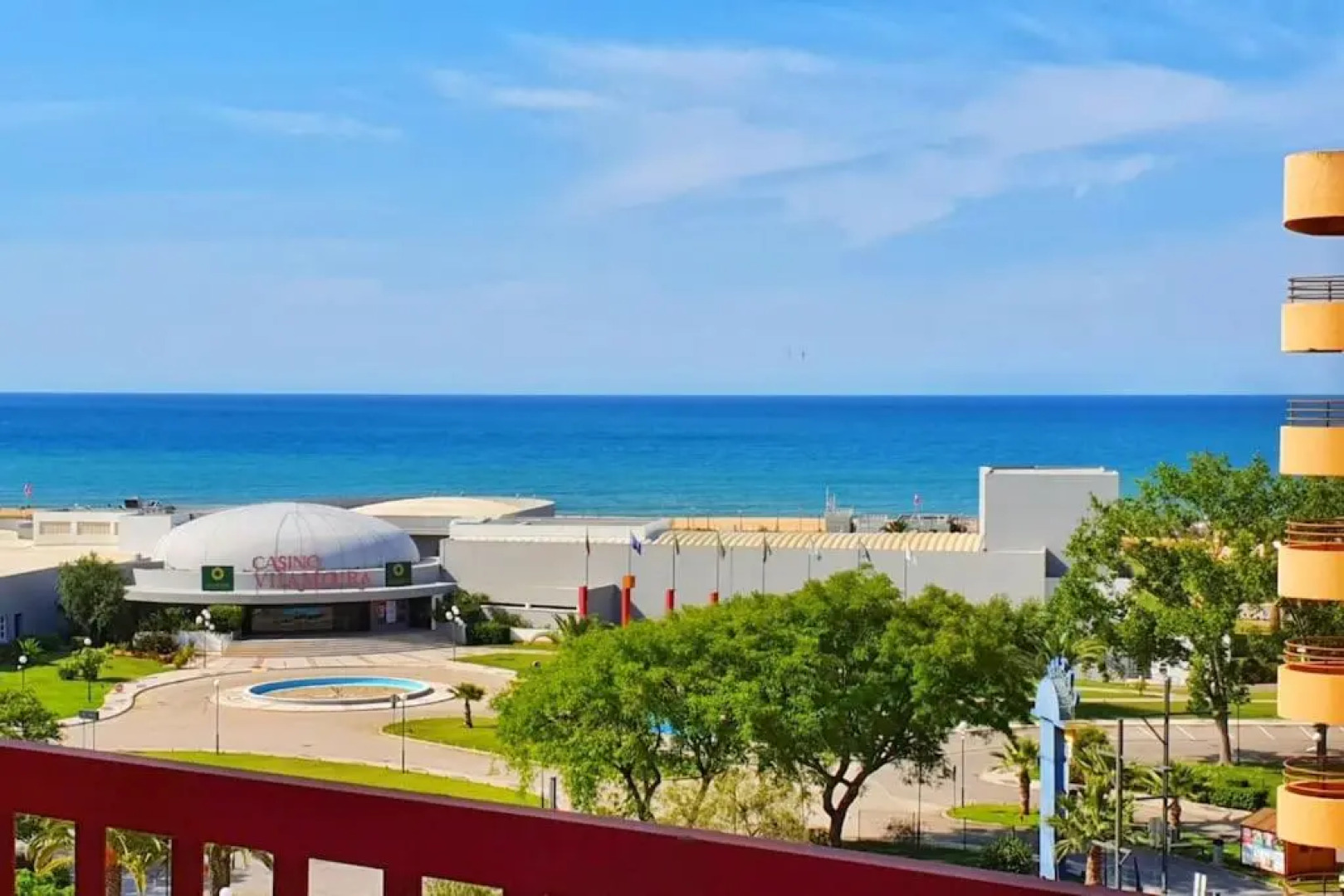 Tivoli Apt8 with Pool&Garage