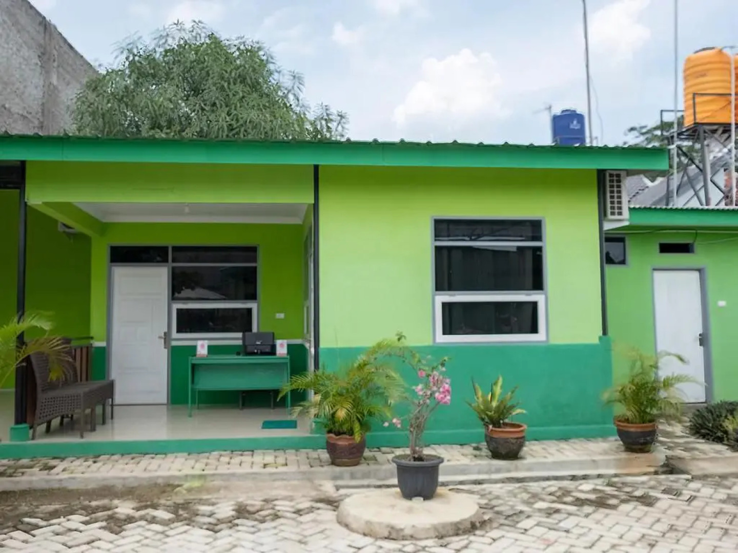 OYO 3115 Branti Raya Guest House