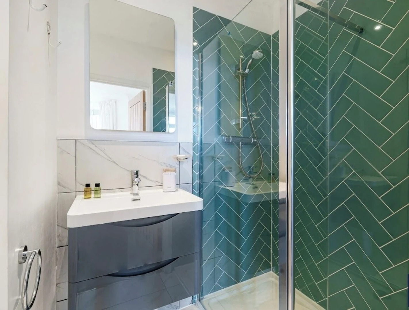 Lazy Waves Boutique B&B