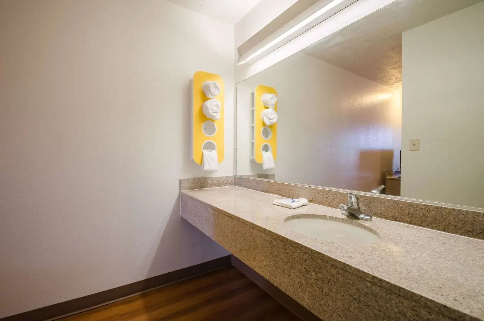 Motel 6 Commerce, GA