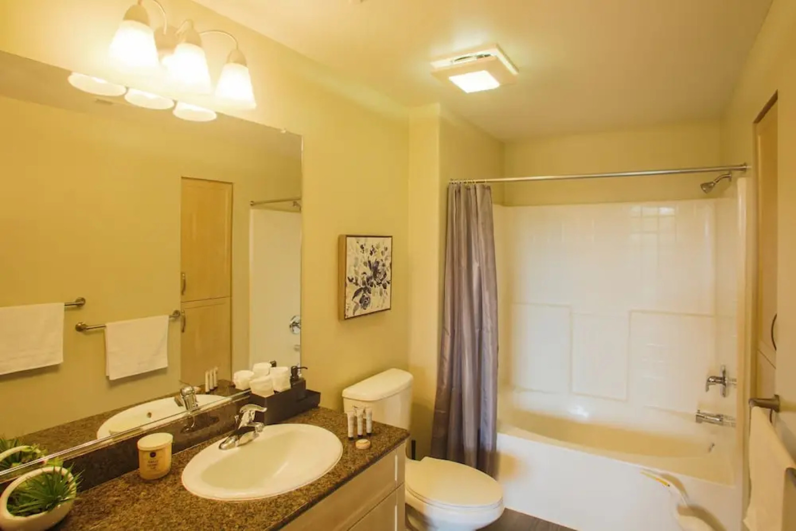 Luxury Suites Irvine