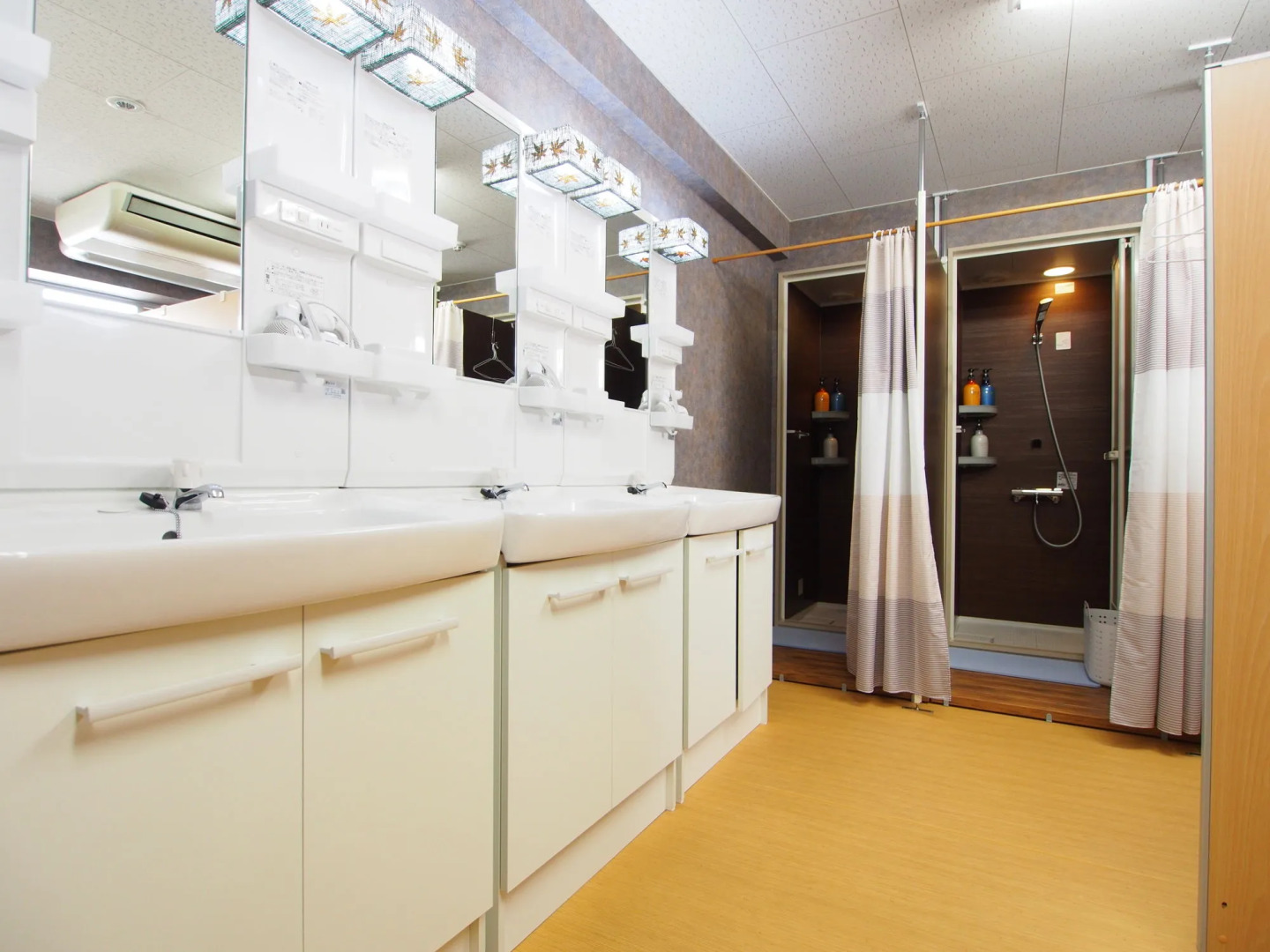 OMOTENASHI Hostel Miyajima