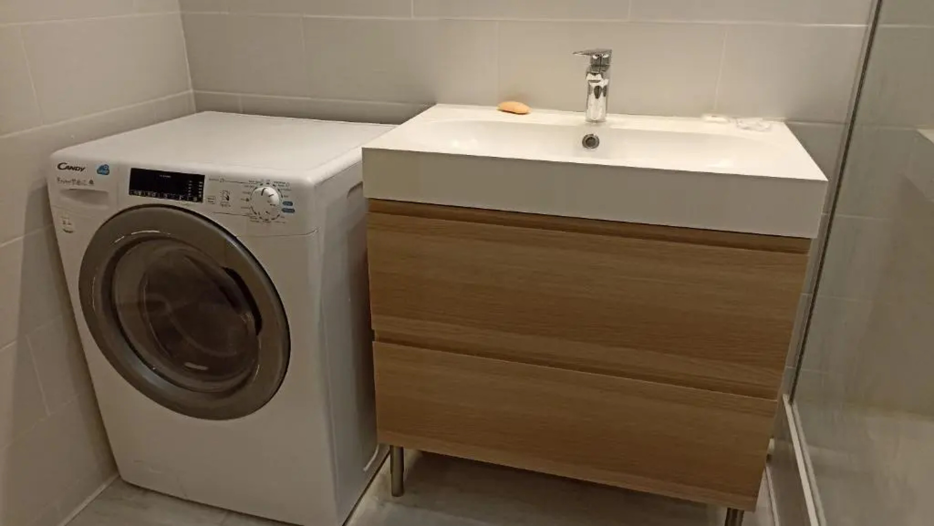 Studio Neuf Climatisé avec Terrasse #4