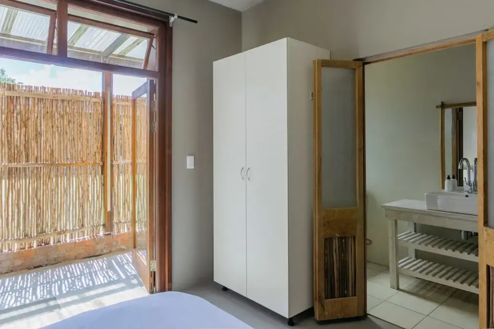 Surfari Accommodation and Venue