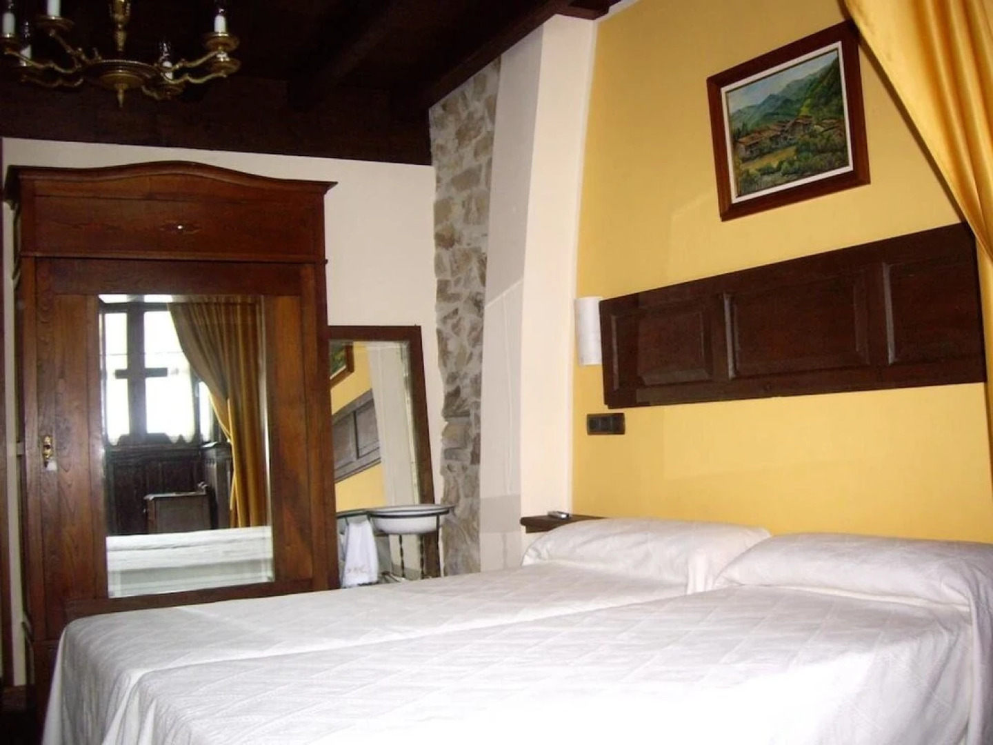 House With 4 Bedrooms in Villamorey, With Wonderful Mountain View, Fur