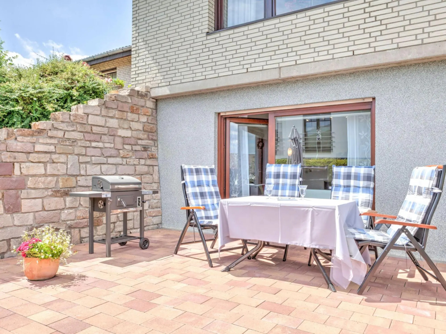 Sonnige Wohnung in Bad Driburg mit Garten