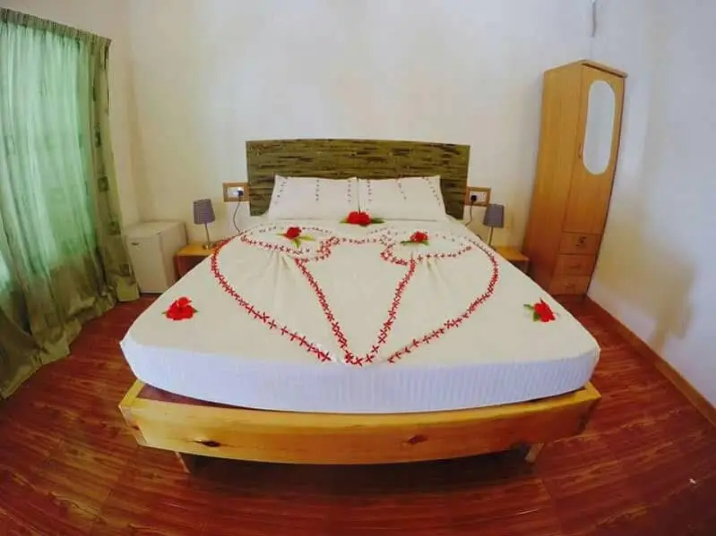 Thoddoo Beach View by Vista