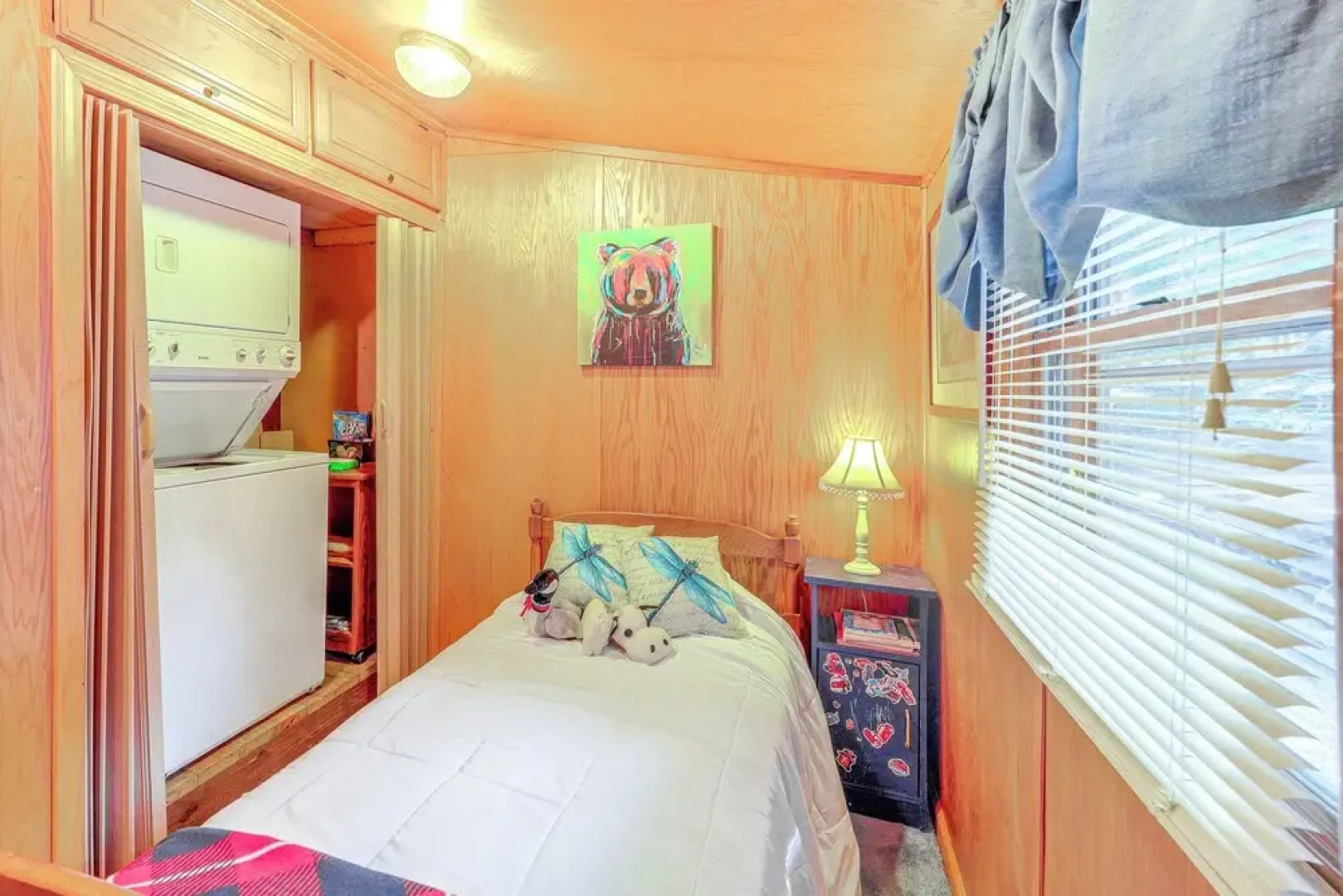 6 Mi to Grandfather Mtn: Peaceful Getaway w/ Grill