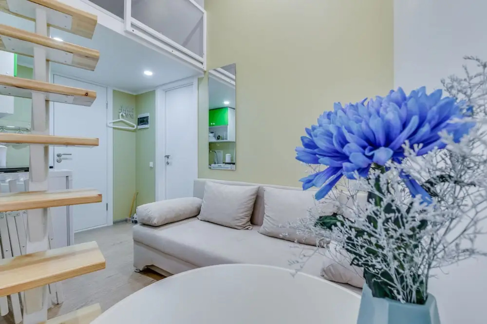 Апарт Гривцова