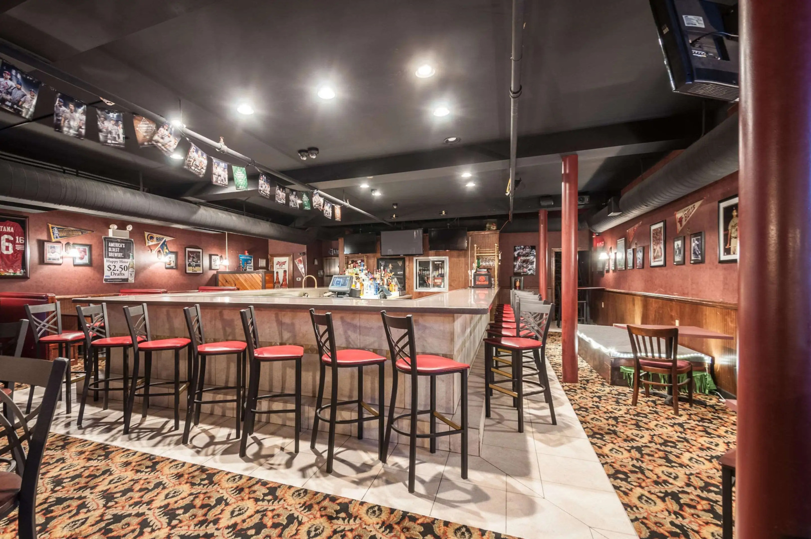 Rodeway Inn & Suites - Charles Town, WV