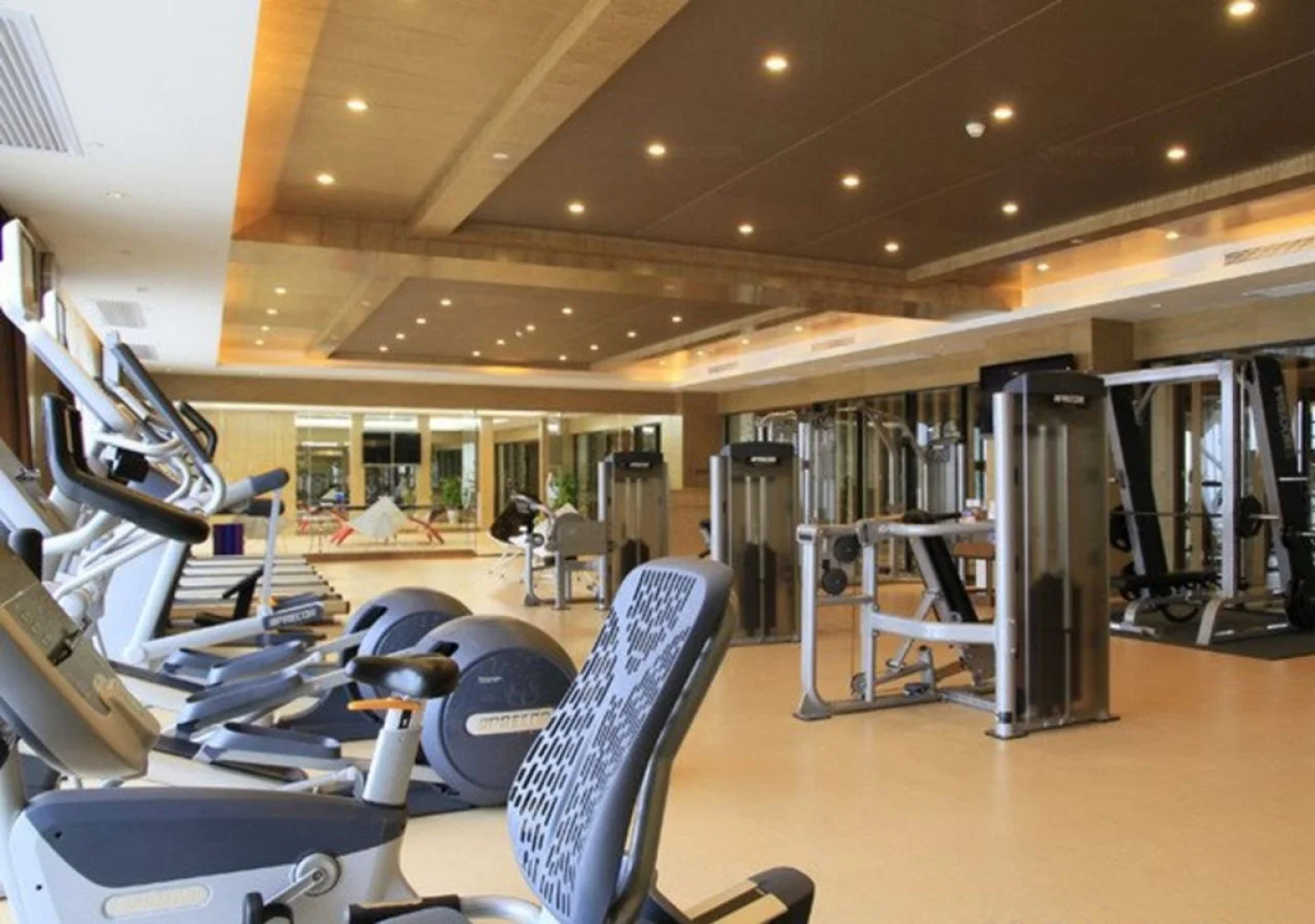 Sovereign Hotel Zhanjiang