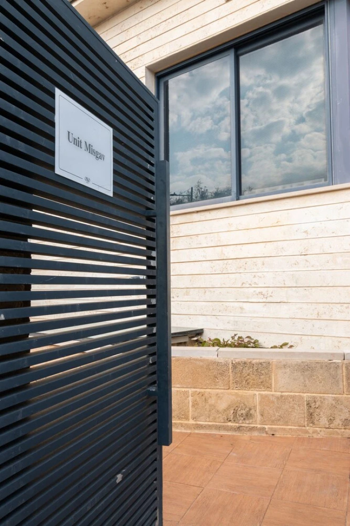 Huge & Lovely Unit 2BR 2BT By the beach