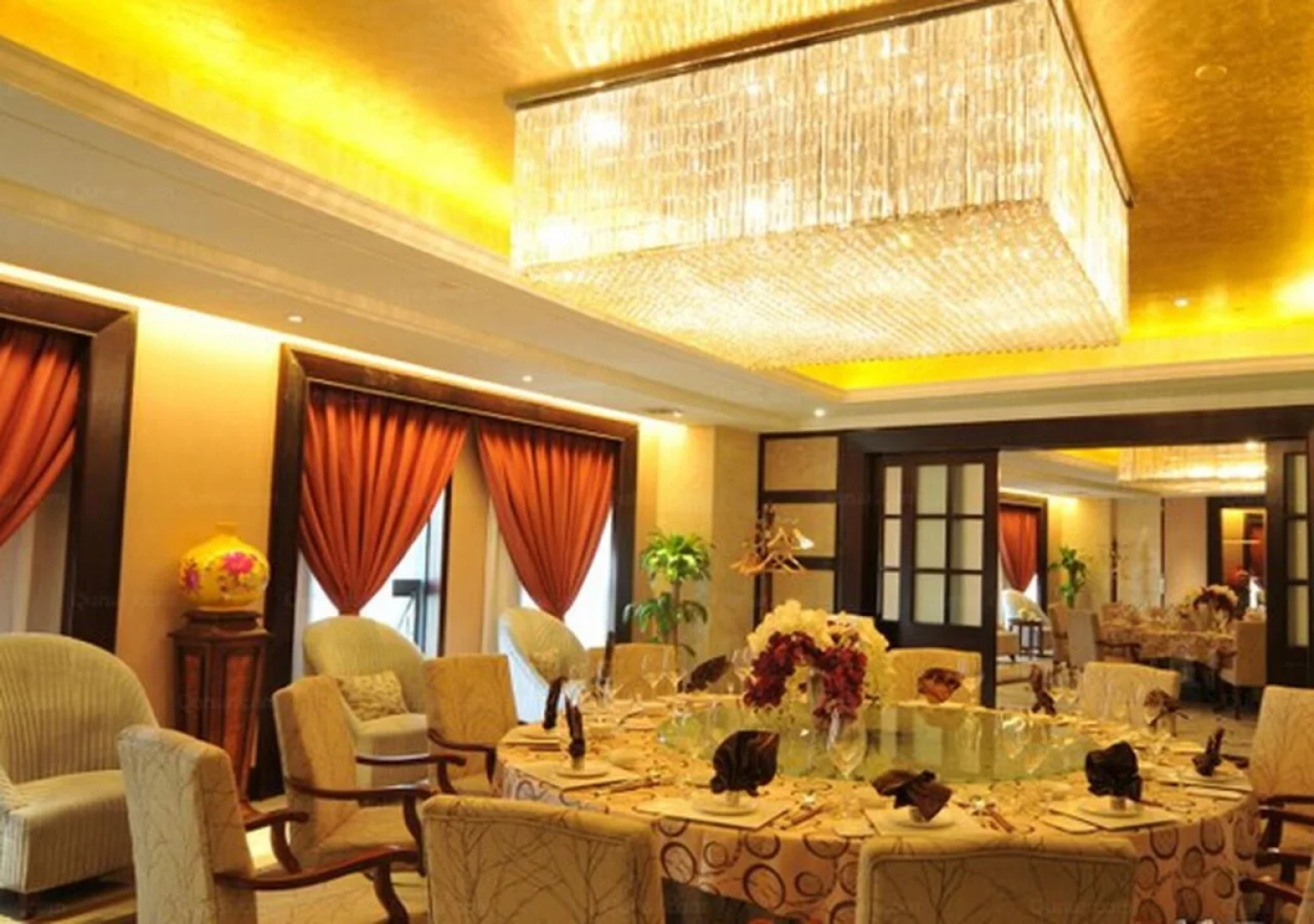 Ramada Plaza Chongqing North