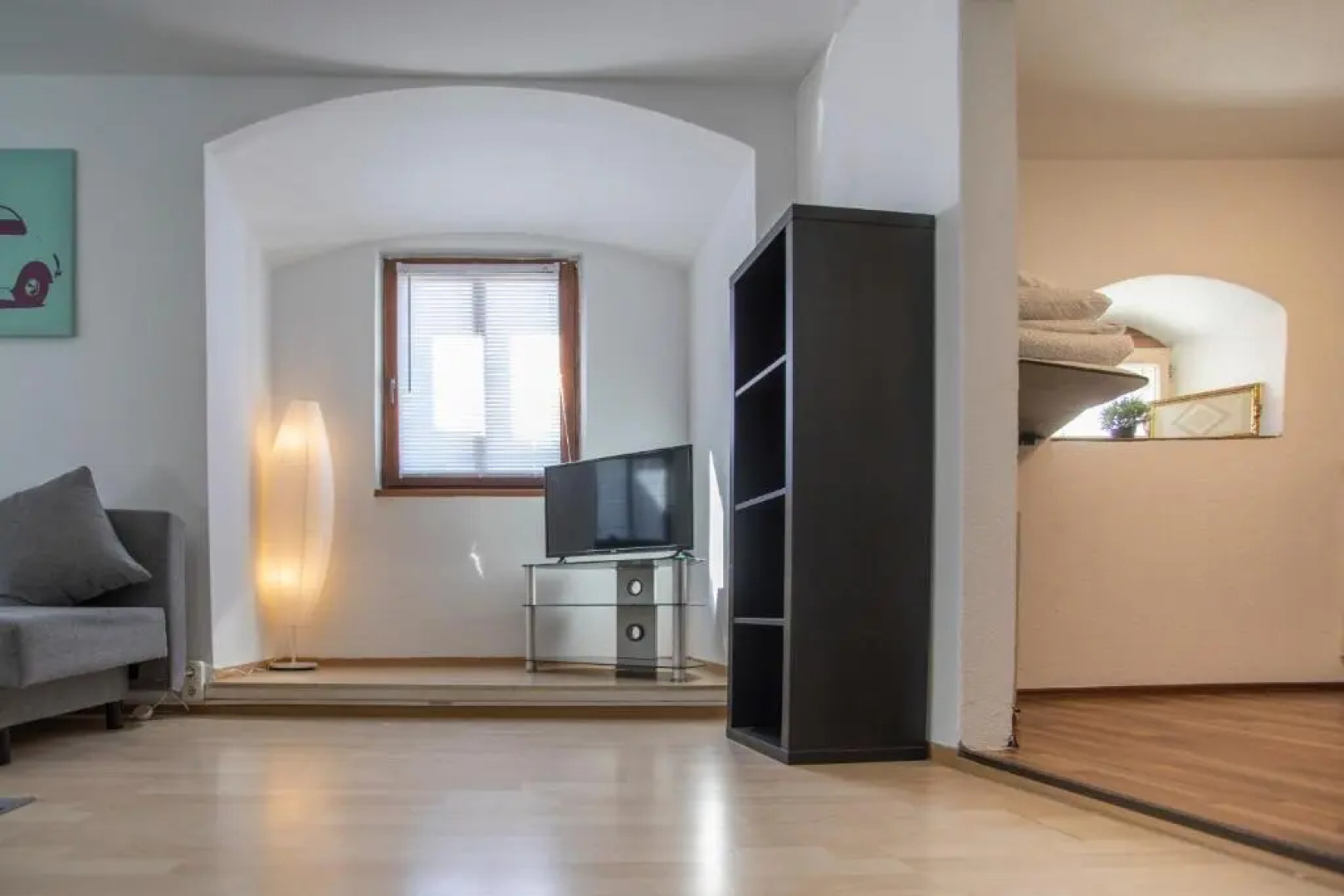 Hall City Deluxe Old Town Studio