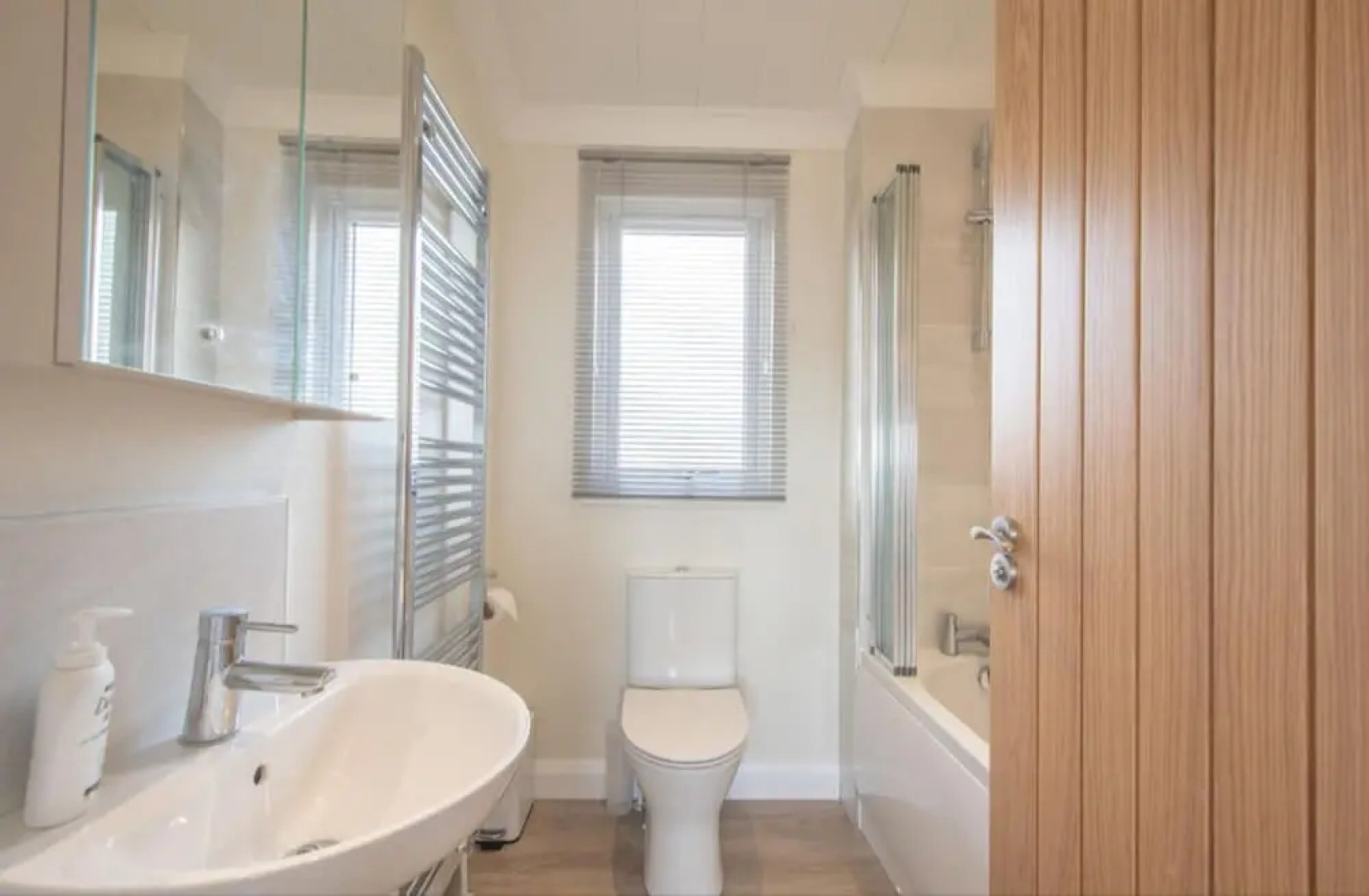 2 Bedroom Sleeps 4 Lodge-smart Tv-hot Tub-dogs Ok