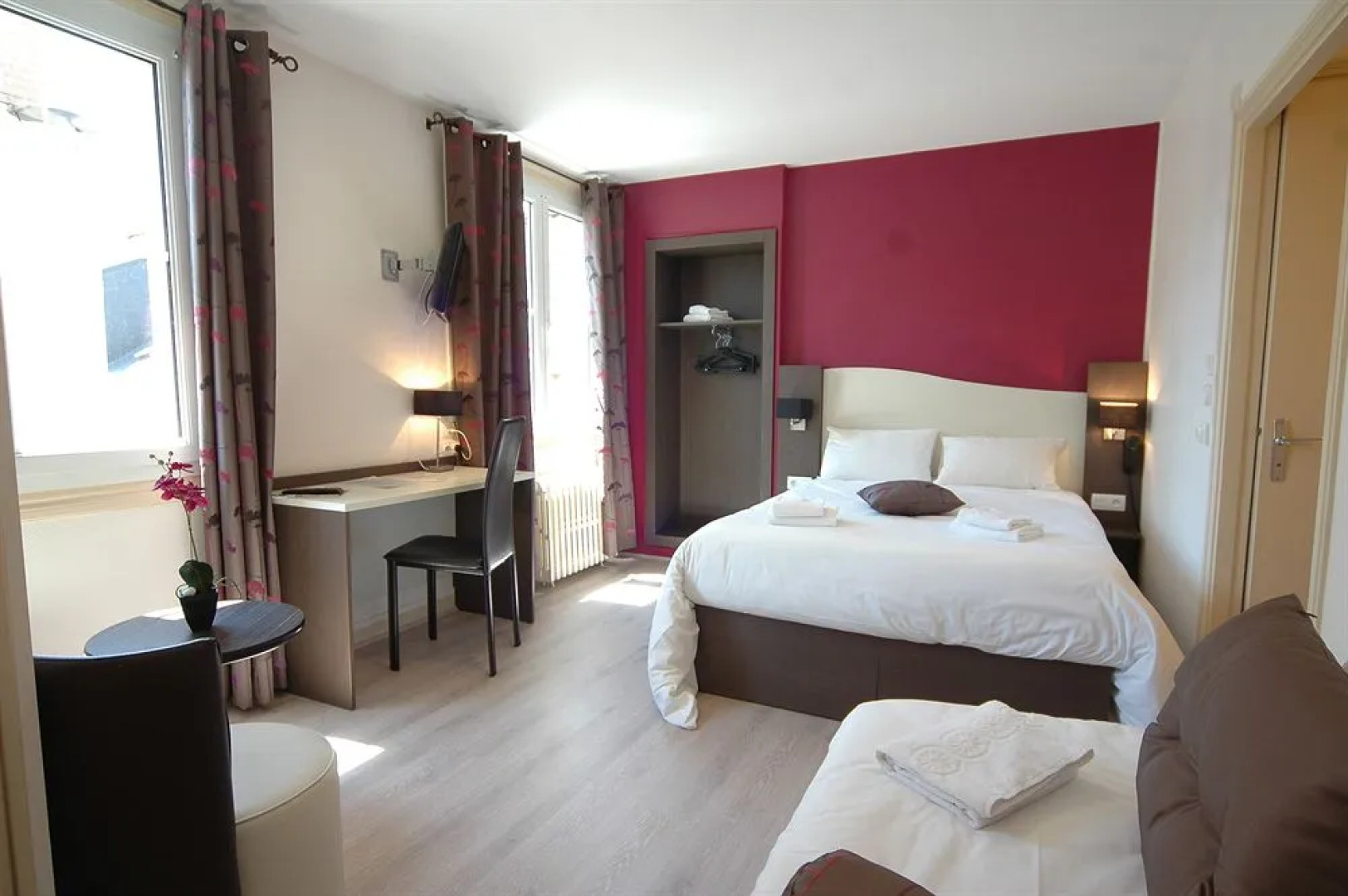 Cristal Hotel Restaurant