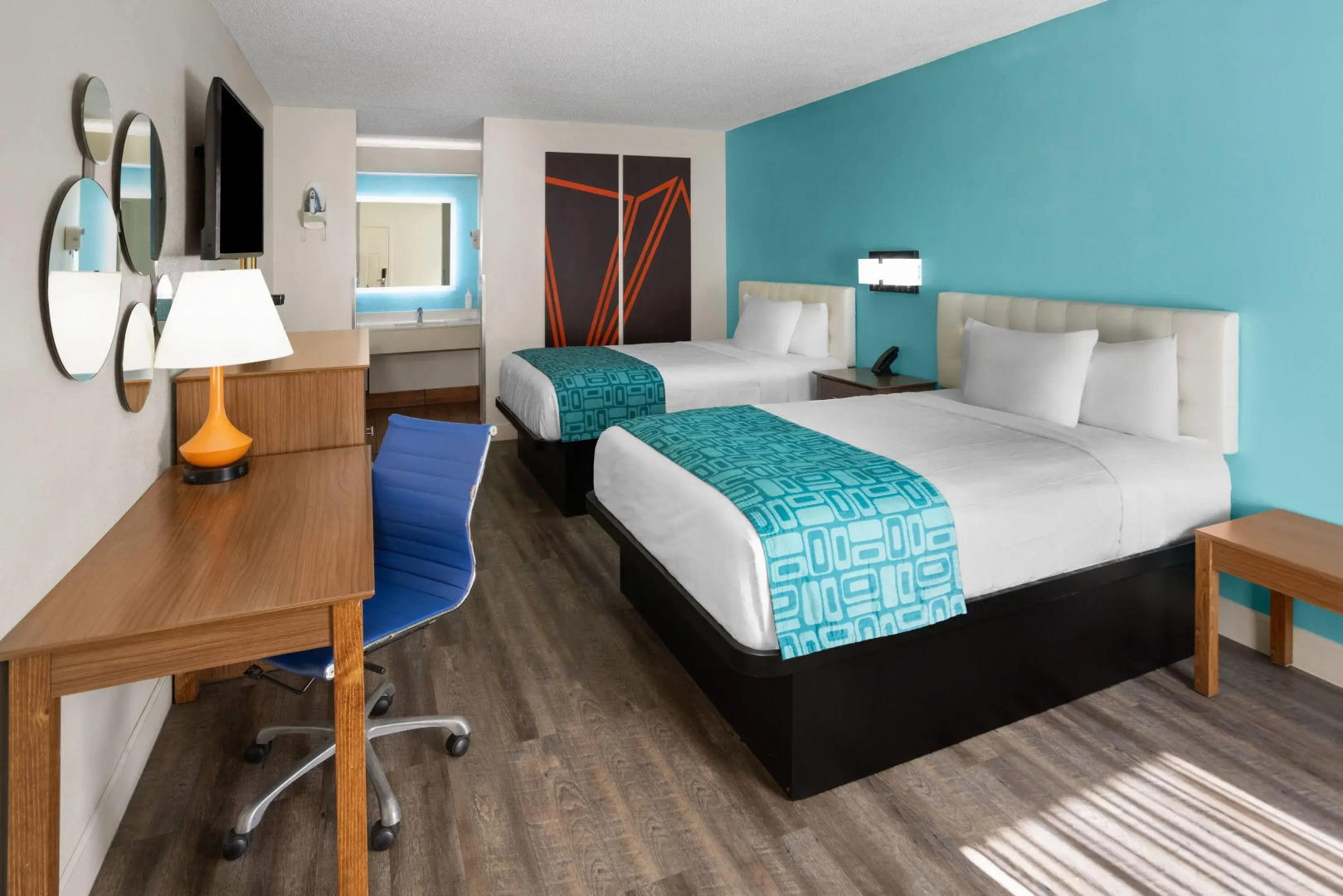 Howard Johnson by Wyndham Savannah GA