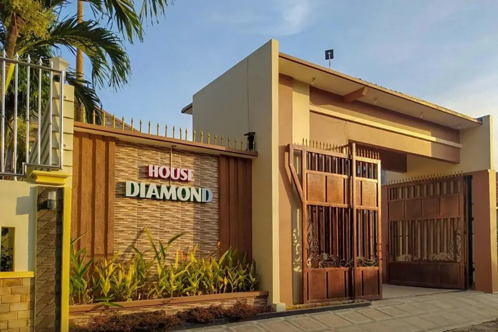 House Diamond By RedDoorz