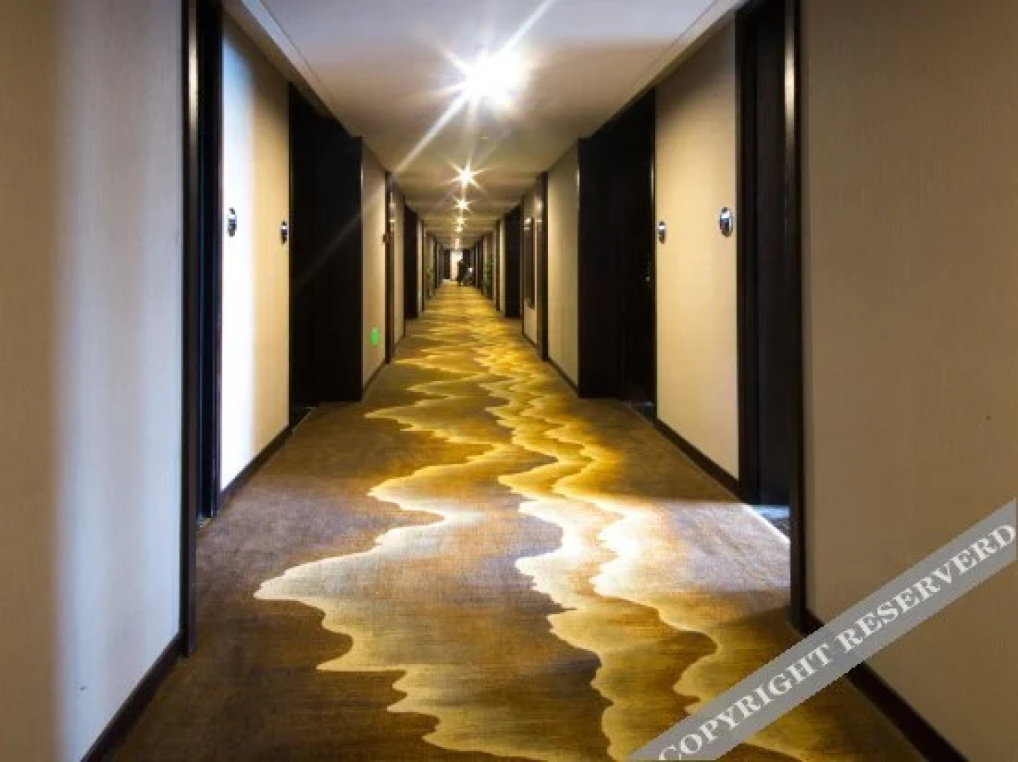 Zhangjiajie World Water Four Seasons International Hotel