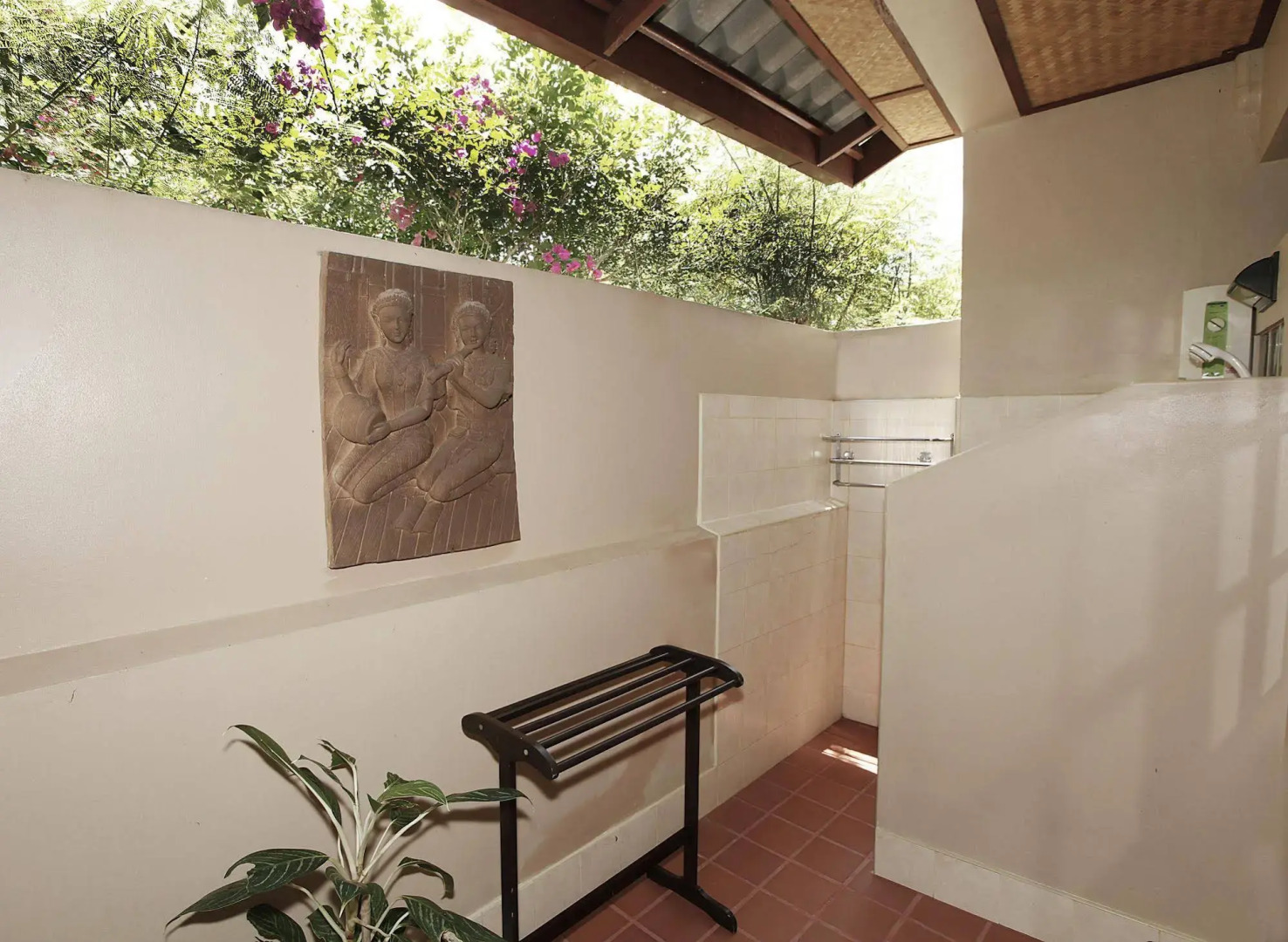 Friendship Beach Resort & Atmanjai Wellness Spa