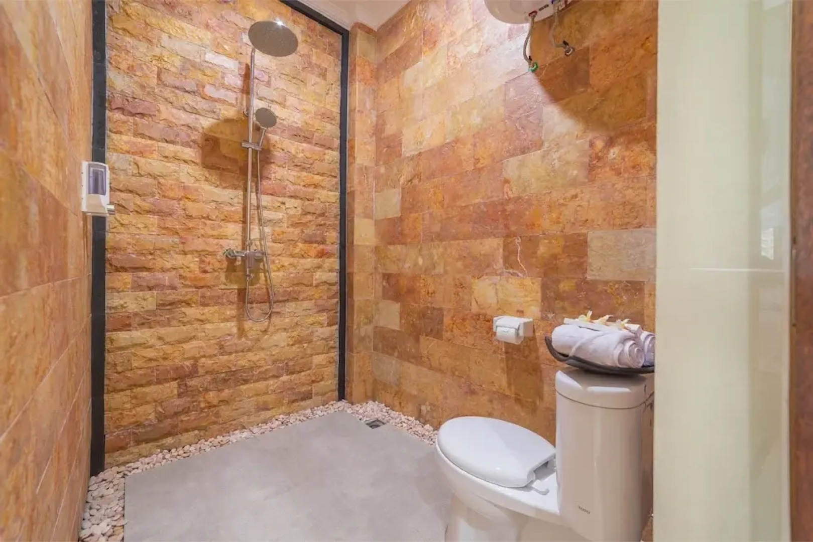 Bulan Adi Villa By Reccoma