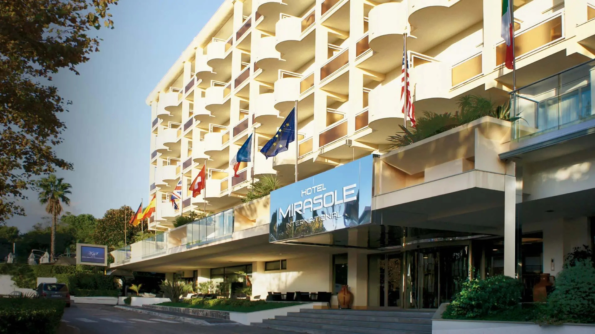 Отель Mirasole International
