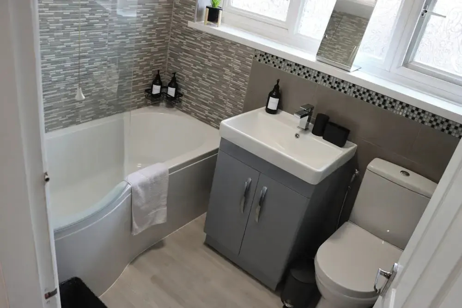 Check This!! Premium 5-star Home From Home Retreat