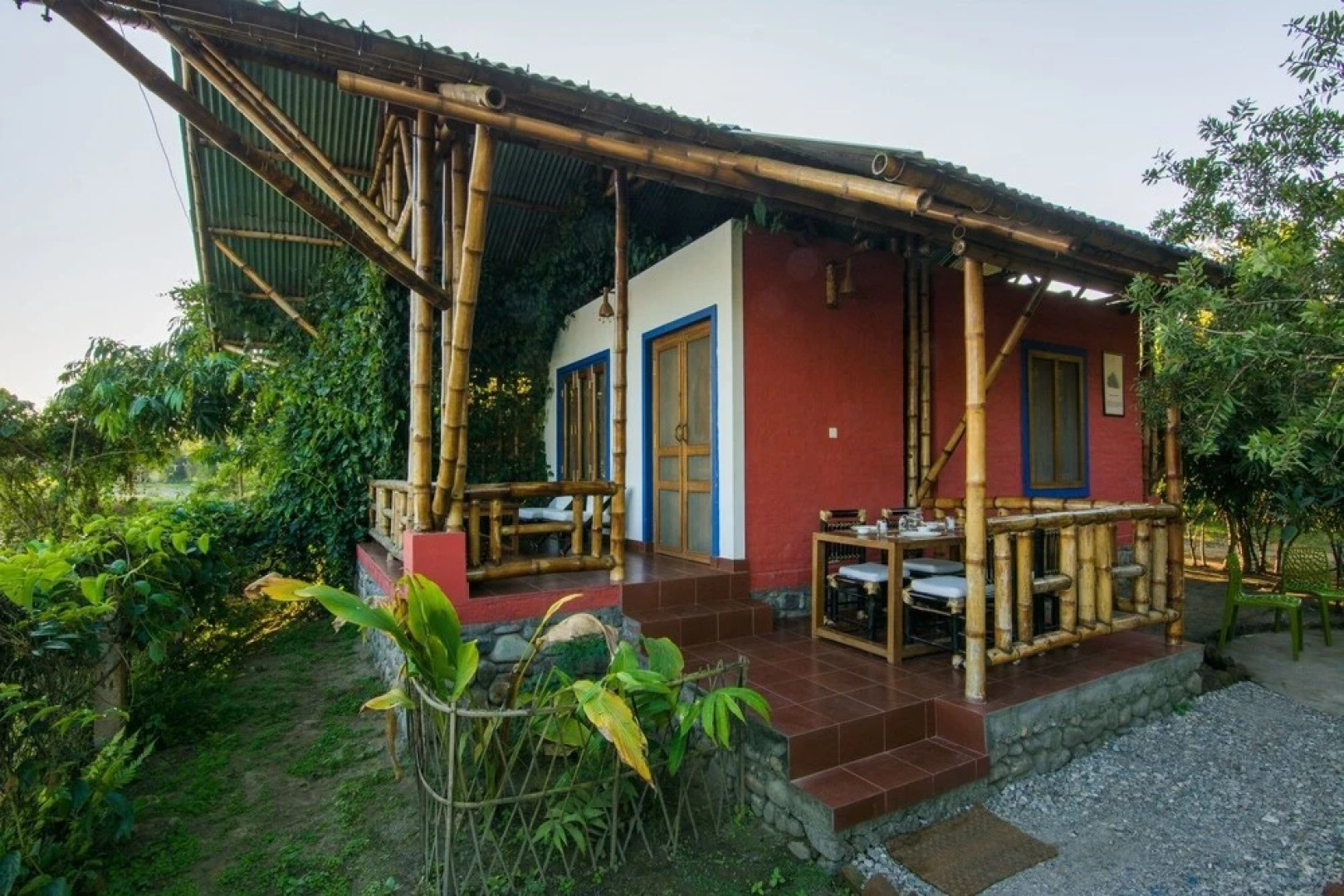 V Resorts Sikhiri Manas