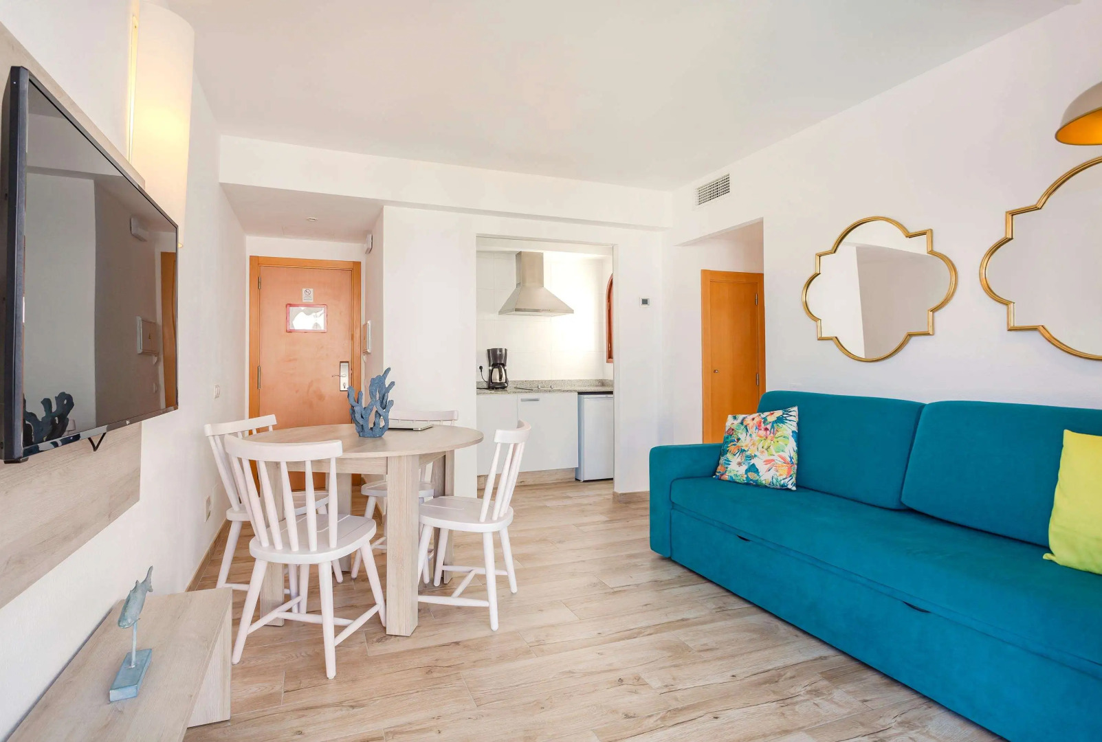 Flipflop Surfing Playa Apartments