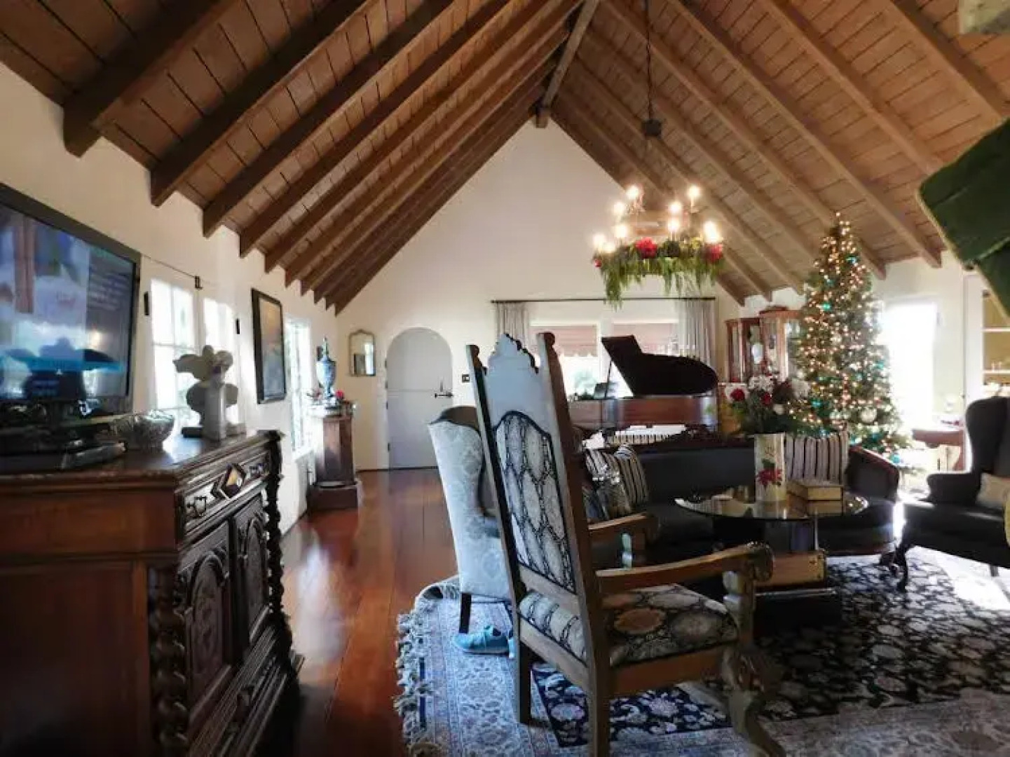 Happy Landing Inn Bed & Breakfast