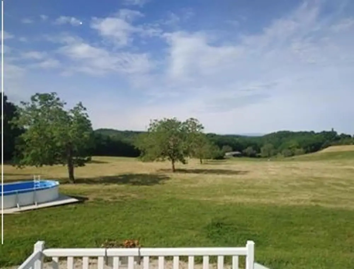 House With 2 Bedrooms in Lot, With Pool Access, Furnished Garden and W