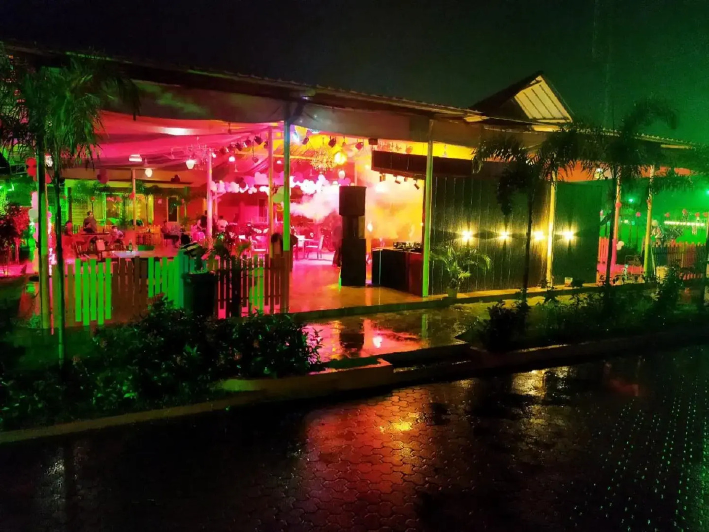 Whispering Woods Resort-Lonavala