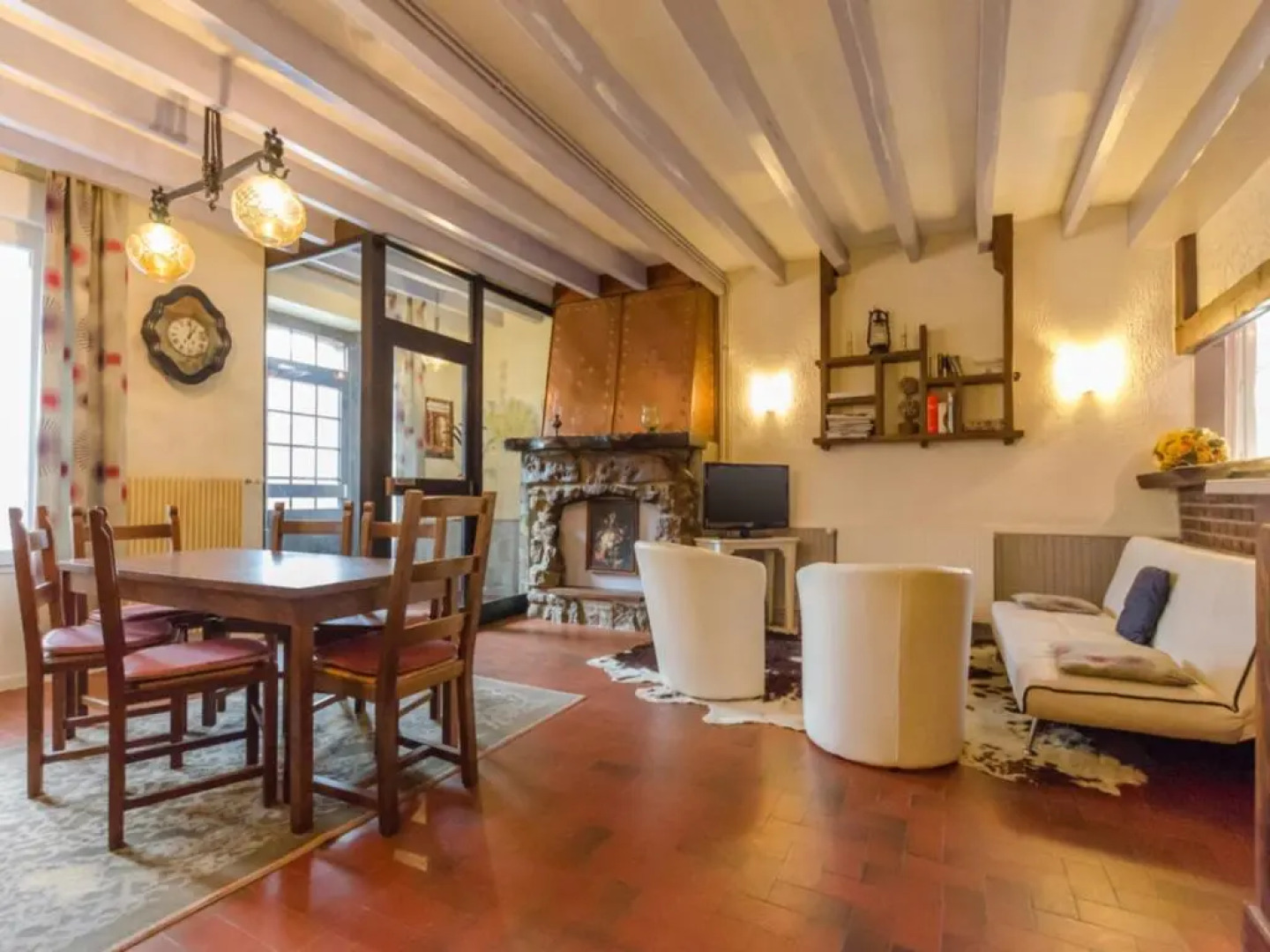 Gîte Saint-Hilaire-sous-Romilly, 4 pièces, 6 personnes - FR-1-543-72