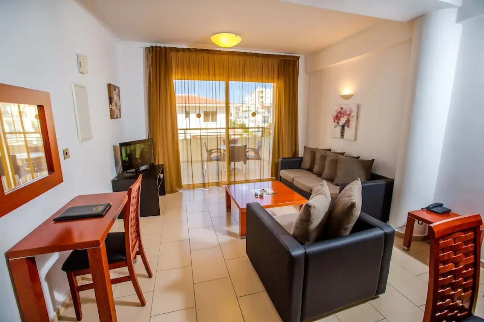 Sanders Seaview Paphos